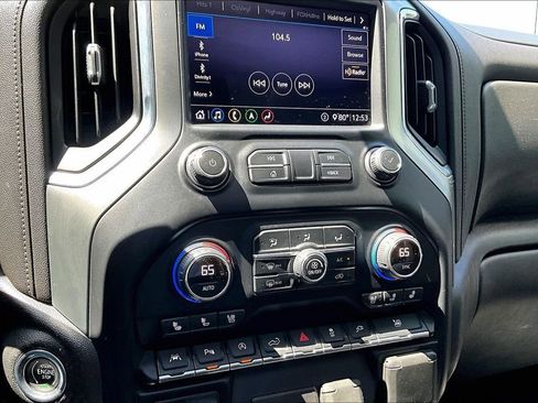 Used 2020 Chevrolet Silverado 1500 LTZ w/ LTZ Premium Package image 15