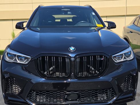 Used 2020 BMW X5 M Competition w/ Executive Package AWD/4WD image 2