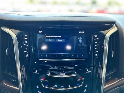 Used 2017 Cadillac Escalade Luxury AWD/4WD image 82