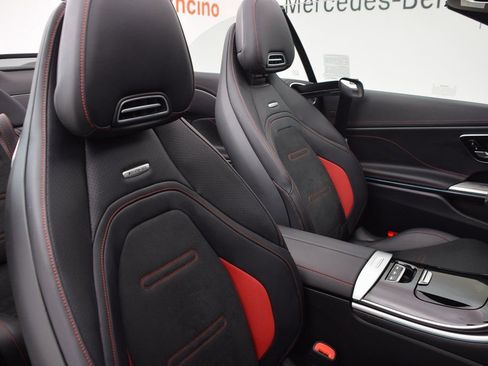 Used 2025 Mercedes-Benz CLE 53 AMG 4MATIC Cabriolet image 17