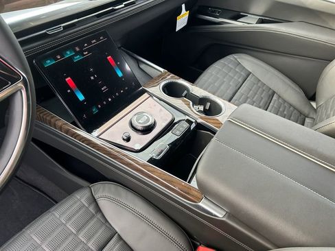 New 2026 Cadillac Escalade Platinum Sport w/ LPO, ONYX Package image 20