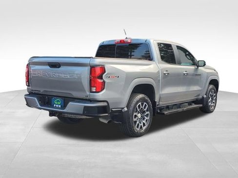 Used 2023 Chevrolet Colorado LT w/ LT Convenience Package III AWD/4WD image 5