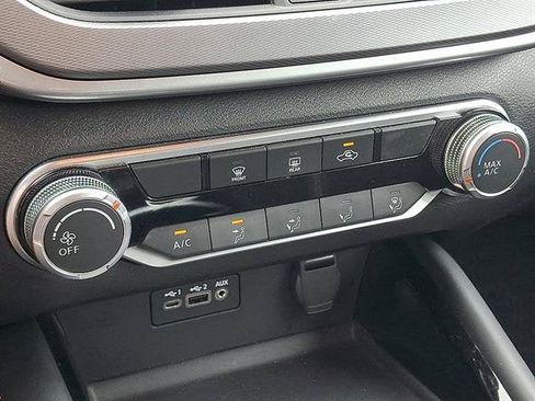 Certified 2023 Nissan Altima 2.5 SR AWD/4WD image 17