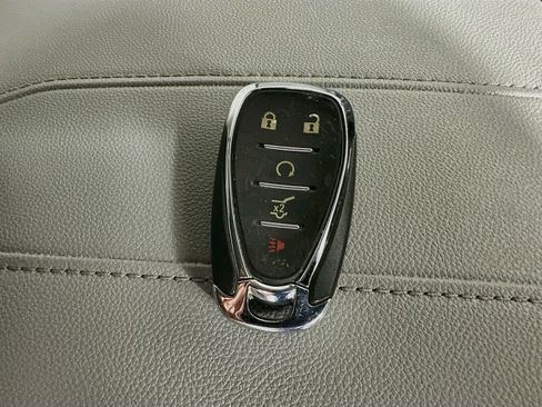 Used 2019 Chevrolet Traverse LT FWD image 41