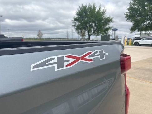 New 2026 Chevrolet Silverado 1500 LTZ w/ LTZ Premium Package AWD/4WD image 10