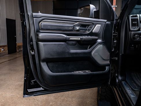 Used 2019 RAM 1500 Limited AWD/4WD image 38