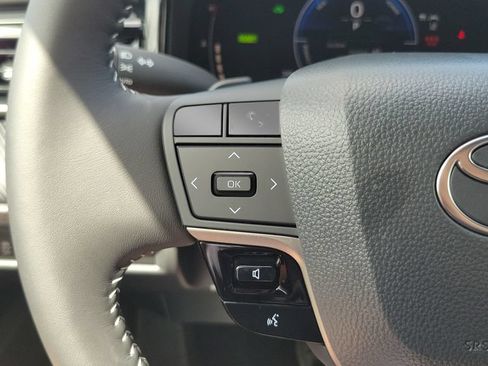 Certified 2026 Toyota Camry SE FWD image 20