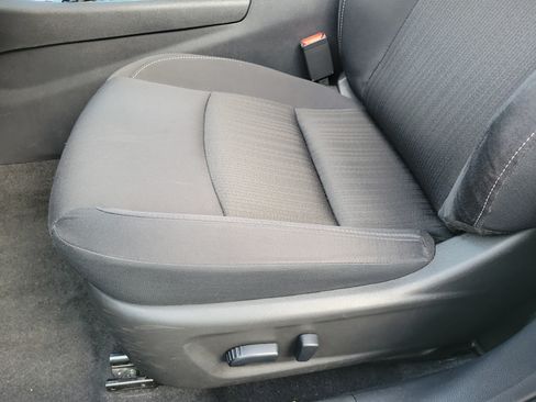 Used 2025 Nissan Altima 2.5 SV FWD image 10
