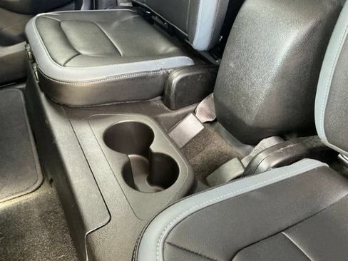 Used 2016 Chevrolet Colorado Z71 AWD/4WD image 35