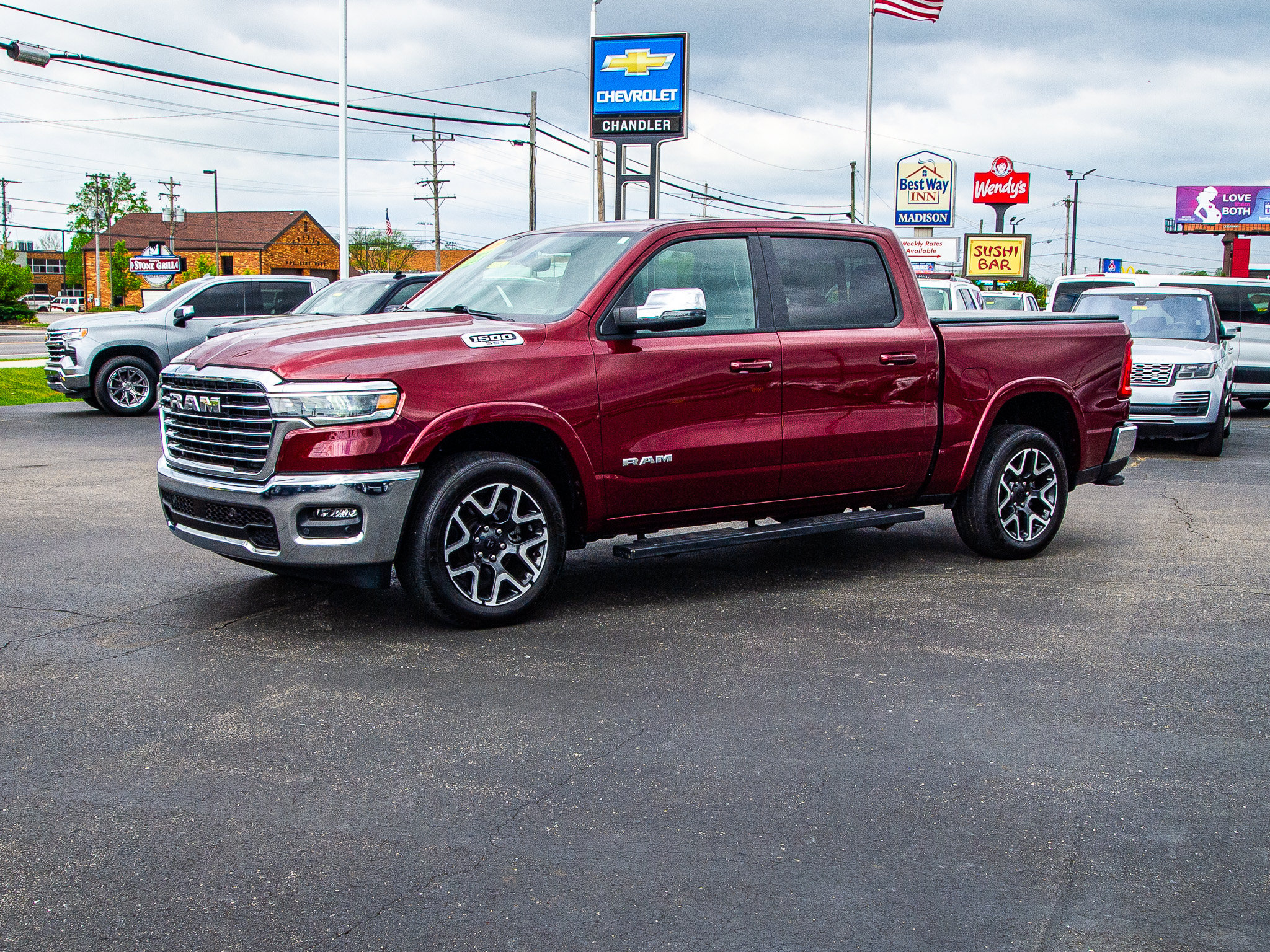 Used 2025 RAM 1500 Laramie w/ Bed Utility Group AWD/4WD image 3