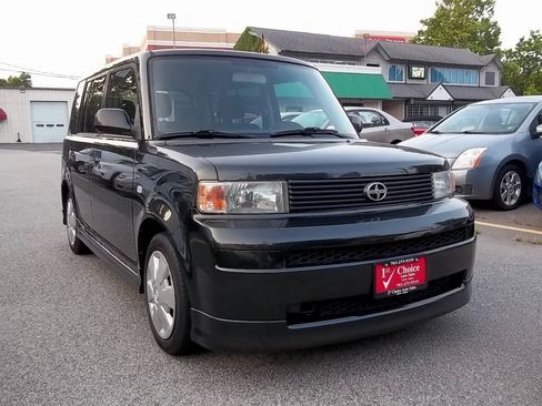 Used 2006 Scion xB FWD image 4