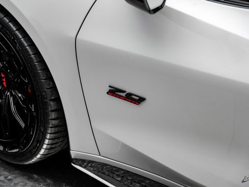 Used 2023 Chevrolet Corvette Z06 w/ Z07 Performance Package image 38