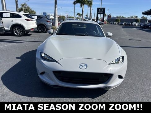 Used 2025 MAZDA MX-5 Miata RF Grand Touring image 2