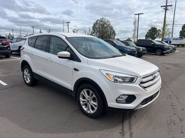 Used 2019 Ford Escape SE AWD/4WD image 3
