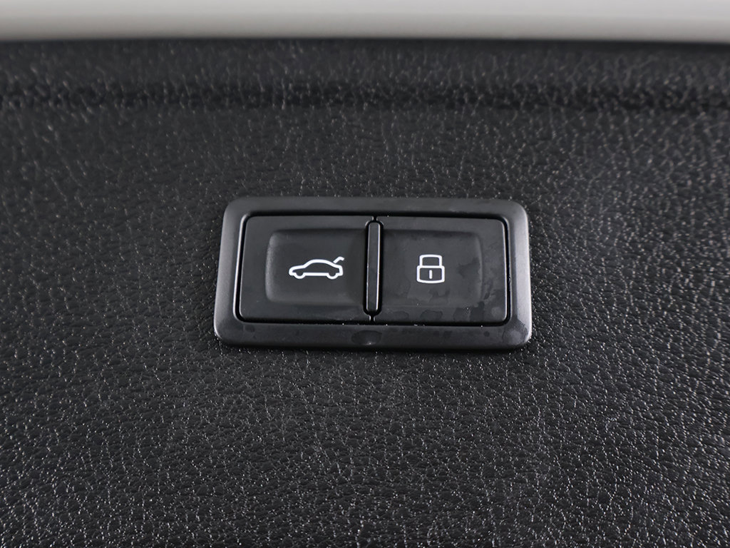 Used 2022 Audi Q5 2.0T Premium AWD/4WD image 22