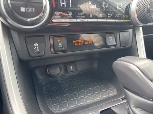 Certified 2021 Toyota RAV4 XLE Premium image 32