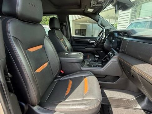 Used 2022 GMC Sierra 1500 AT4 w/ AT4 Preferred Package AWD/4WD image 23