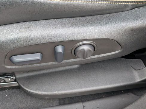 Used 2023 GMC Terrain AT4 w/ Infotainment Package II image 21