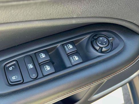 Used 2020 Jeep Compass Latitude w/ Popular Equipment Group image 23