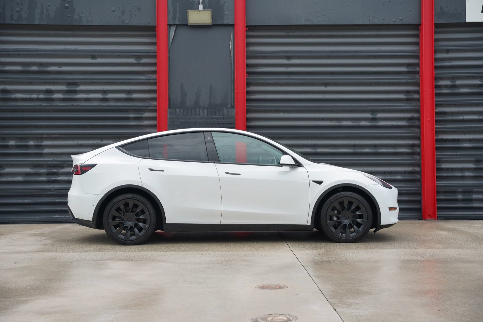 Used 2022 Tesla Model Y Long Range AWD/4WD image 9