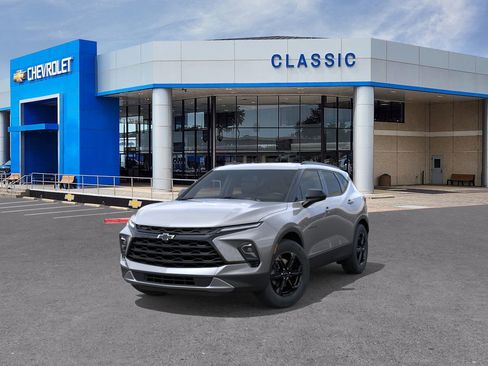 New 2026 Chevrolet Blazer LT image 8
