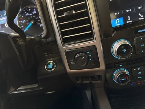 Used 2018 Ford F250 Platinum w/ Platinum Ultimate Package image 26