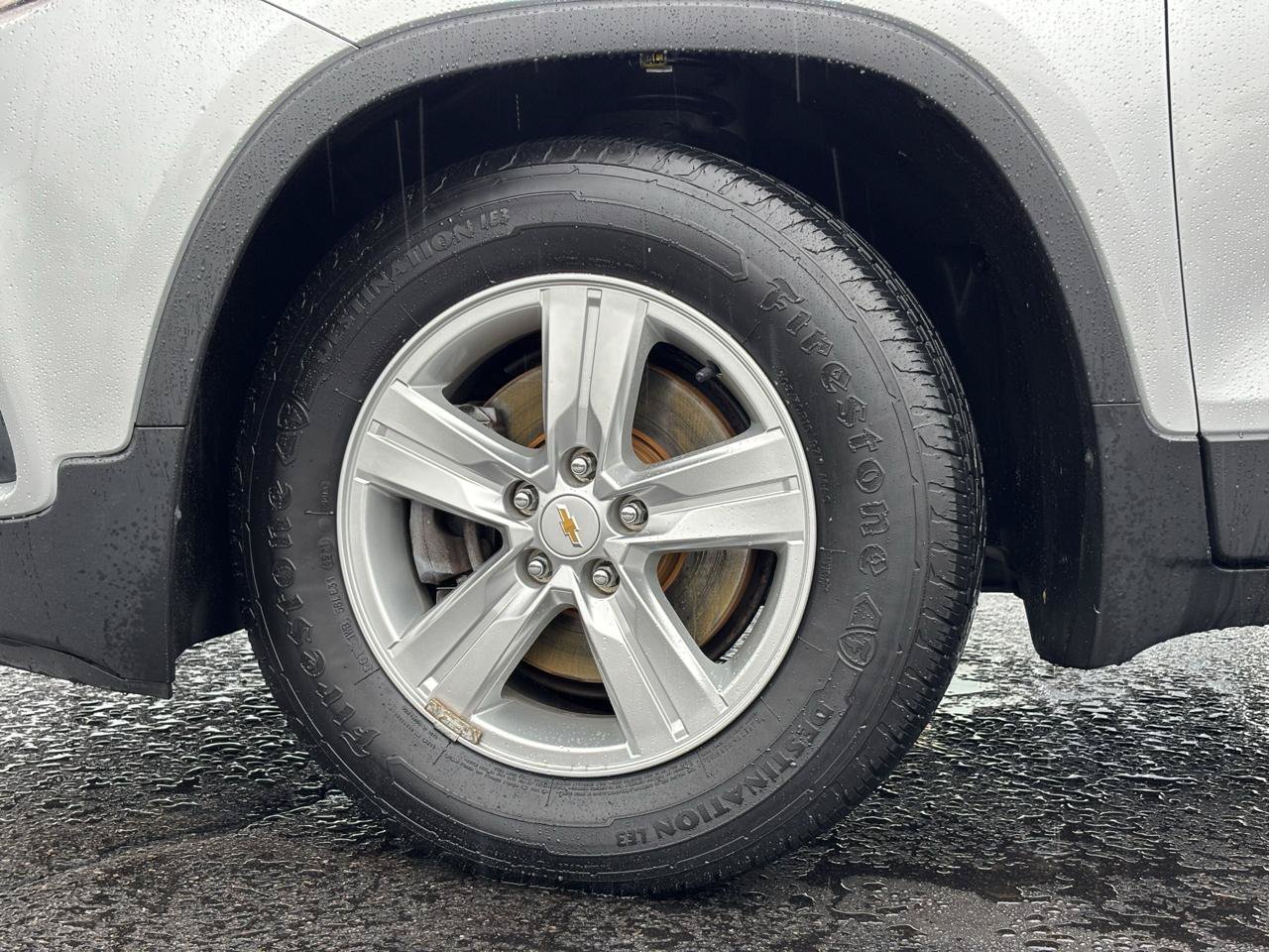 Used 2019 Chevrolet Trax LT w/ LT Convenience Package FWD image 47
