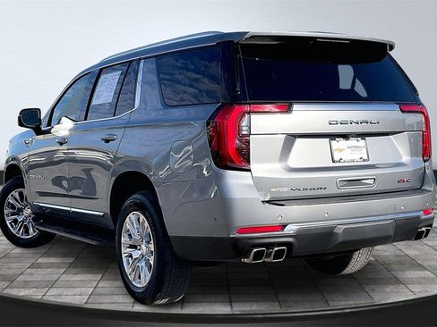 Used 2025 GMC Yukon Denali image 13