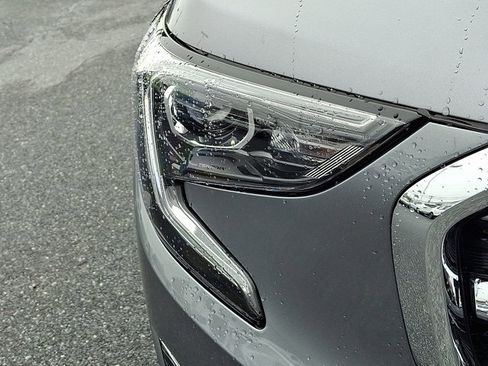 Certified 2021 GMC Terrain SLT image 9