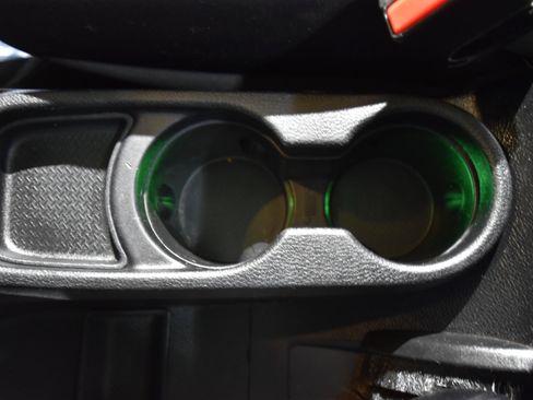 Used 2013 Jeep Wrangler Sport w/ Connectivity Group image 33