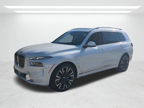 New 2026 BMW X7 xDrive40i image 8
