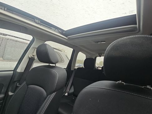 Used 2016 Subaru Forester 2.5i Premium w/ Popular Package #2 AWD/4WD image 6