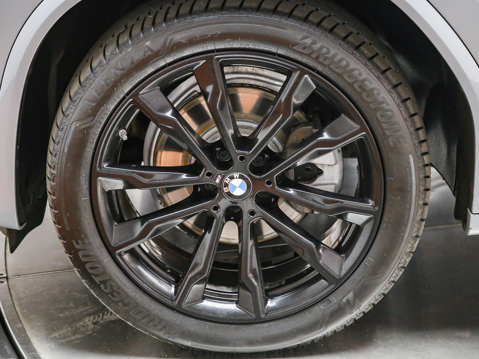 Used 2024 BMW X4 xDrive30i w/ Premium Package AWD/4WD image 10