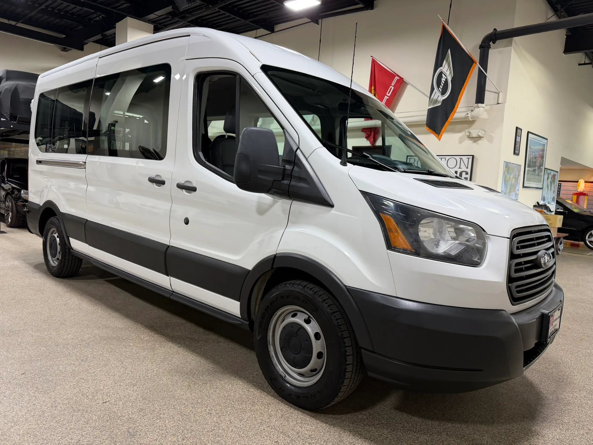Used 2015 Ford Transit 350 XL RWD image 15