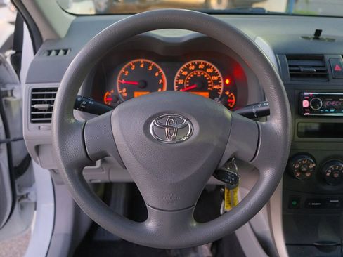 Used 2009 Toyota Corolla LE image 16