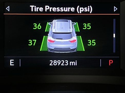 Used 2023 Chevrolet TrailBlazer ACTIV w/ Sun and Liftgate Package image 16