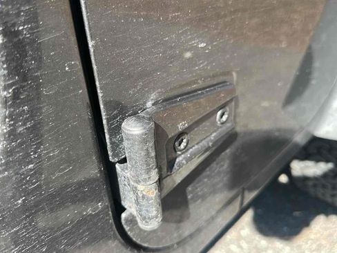 Used 2018 Jeep Wrangler Unlimited Sport S image 17