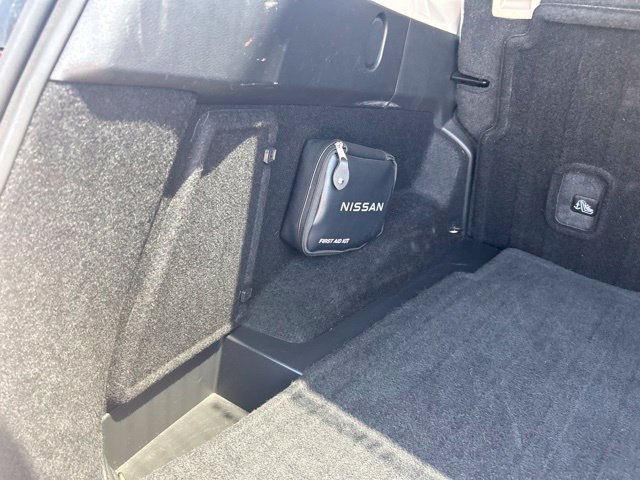 Used 2025 Nissan Rogue SV AWD/4WD image 10
