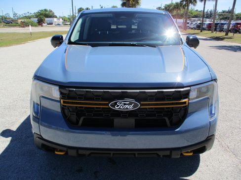 New 2025 Ford Maverick Tremor image 2