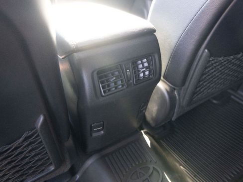 Used 2017 Toyota 4Runner Limited AWD/4WD image 27