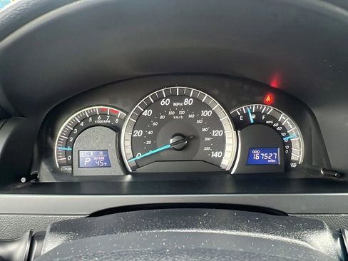 Used 2012 Toyota Camry XLE image 12