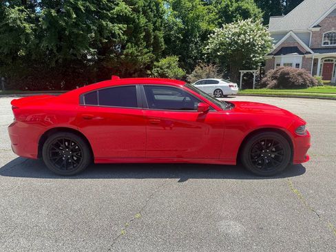 Used 2019 Dodge Charger GT RWD image 6