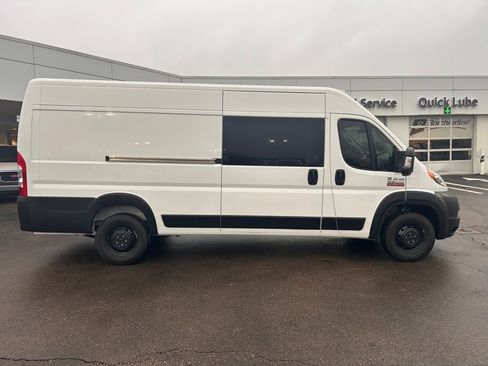 Used 2022 RAM ProMaster 3500 w/ Driver Convenience Group image 8