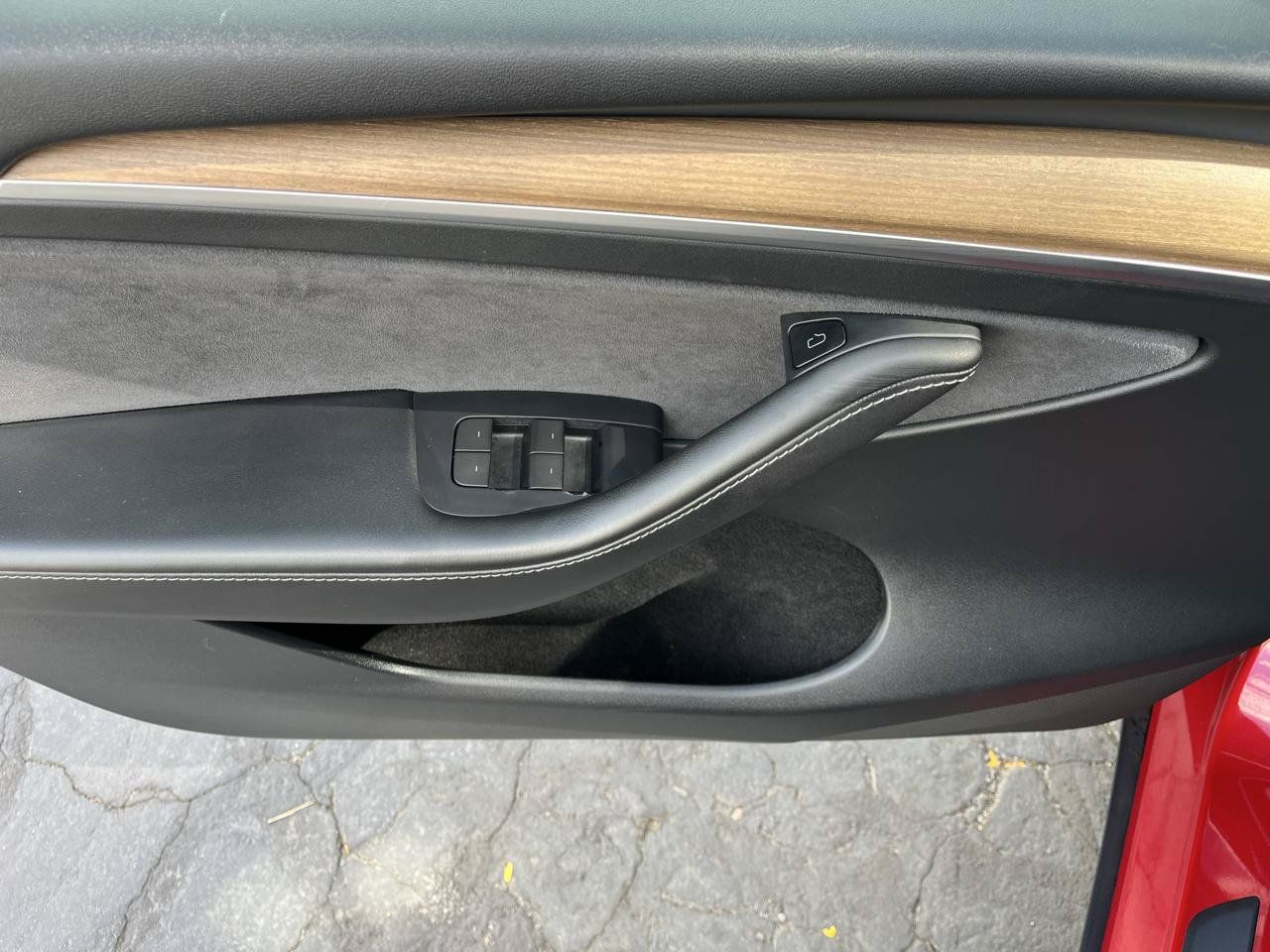 Used 2023 Tesla Model Y Long Range AWD/4WD image 14