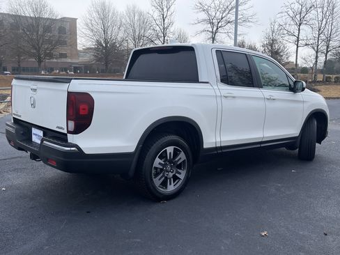 Certified 2018 Honda Ridgeline RTL image 9