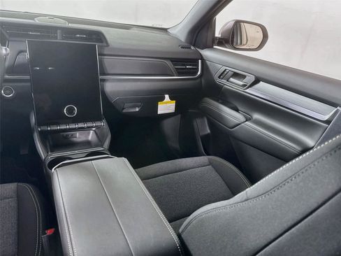 New 2027 GMC Terrain Elevation AWD/4WD image 16