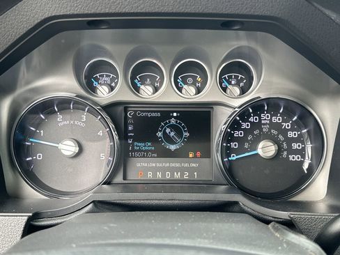 Used 2016 Ford F250 King Ranch w/ King Ranch w/Chrome Package image 12