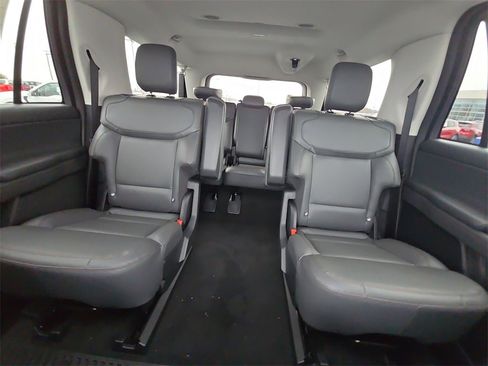 New 2025 Ford Expedition Max Active image 24