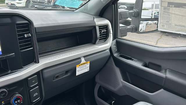 New 2026 Ford F550 4x4 Crew Cab Super Duty image 21