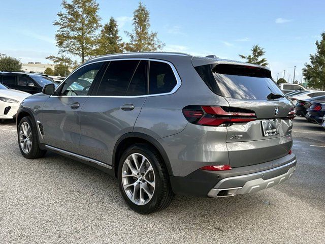 Certified 2024 BMW X5 sDrive40i w/ Premium Package RWD image 5